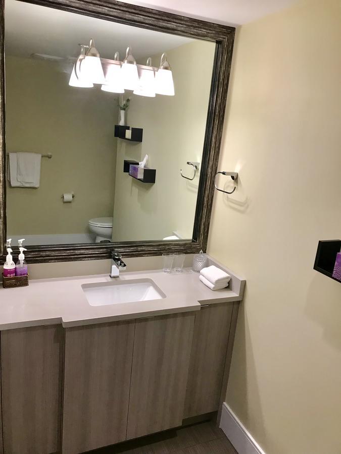 밴쿠버 Bay View House B&B 외부 사진